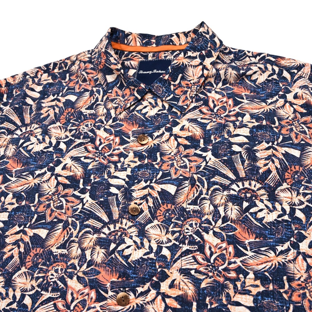 Tommy Bahama Mens Med Floral Hawaiian Shirt S/S Loop Collar 100% Silk EUC‎